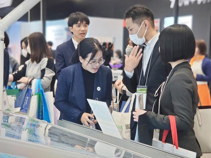 創(chuàng)新之光閃耀未來!邁貝特亮相東京PVEXPO再掀行業(yè)新浪潮(圖5)